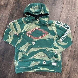 Air Jordan youth large camo spell out hoodie sweatshirt FLAWED